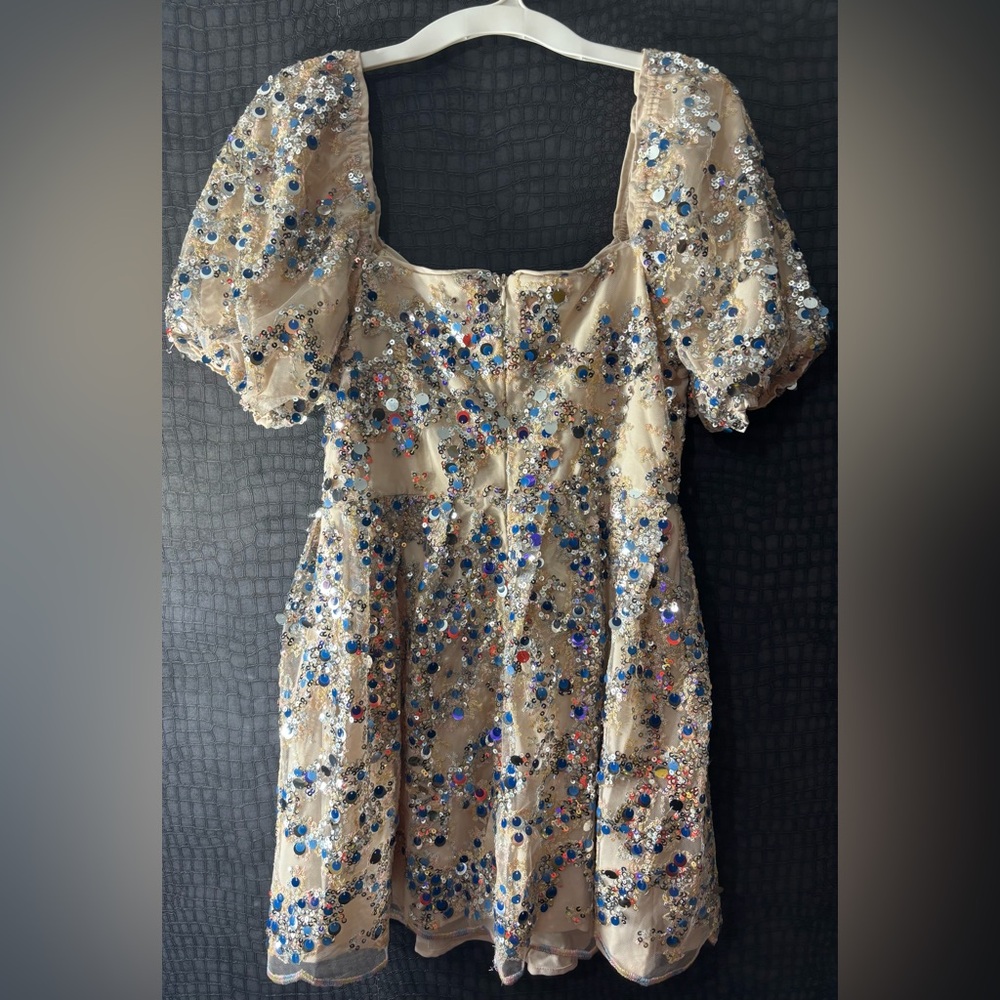 floral sequin embellished mini dress with puff sleeves NWT🦋✨ - Picture 3 of 7